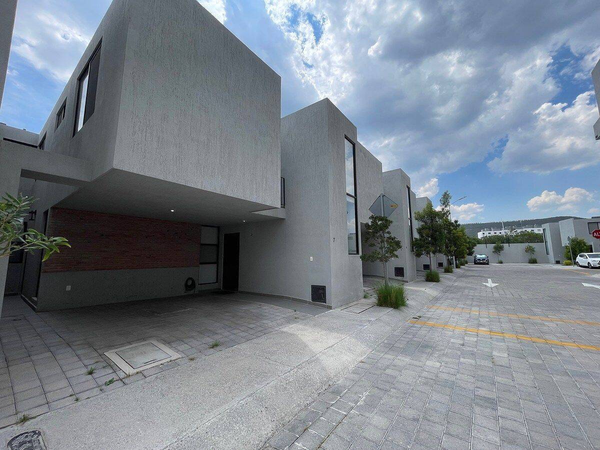 #139 - Casa Amueblada para Renta en El Marqués - QT