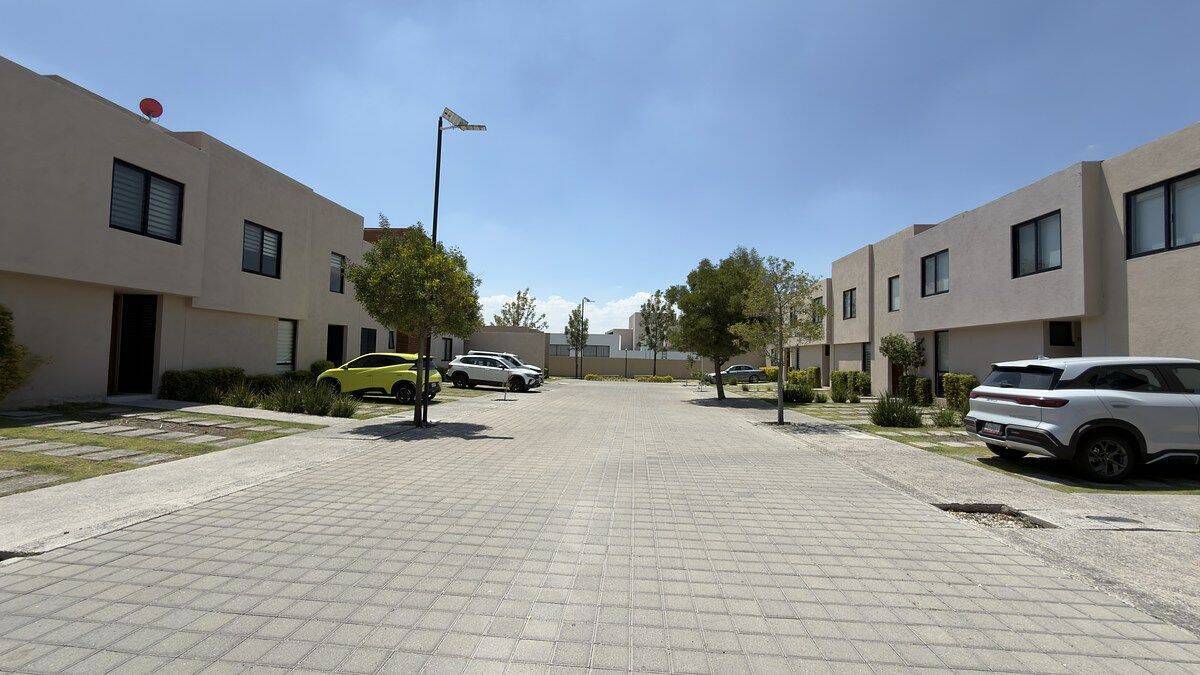 #187 - Casa en condominio para Renta en Querétaro - QT