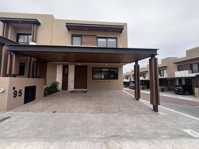 Venta en El Campanario - Querétaro